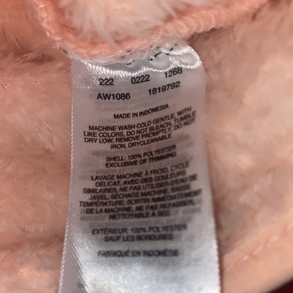 Columbia Jacket NWT, in a very cuddly fleece in a soft peach color. Size 2X. - Picture 12 of 12